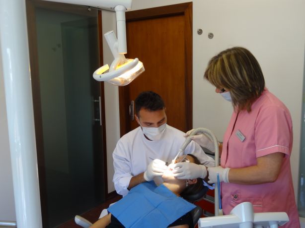 Foto 1 de Marques Ferreira - Clinica Dentária