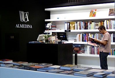 Foto 1 de Livraria Almedina, Arrábida Shopping