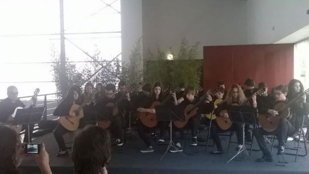 Foto 1 de Escola de Música de Perozinho